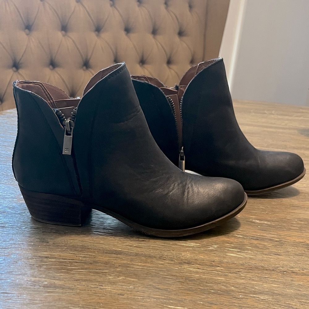 Lucky Brand Boots size 7